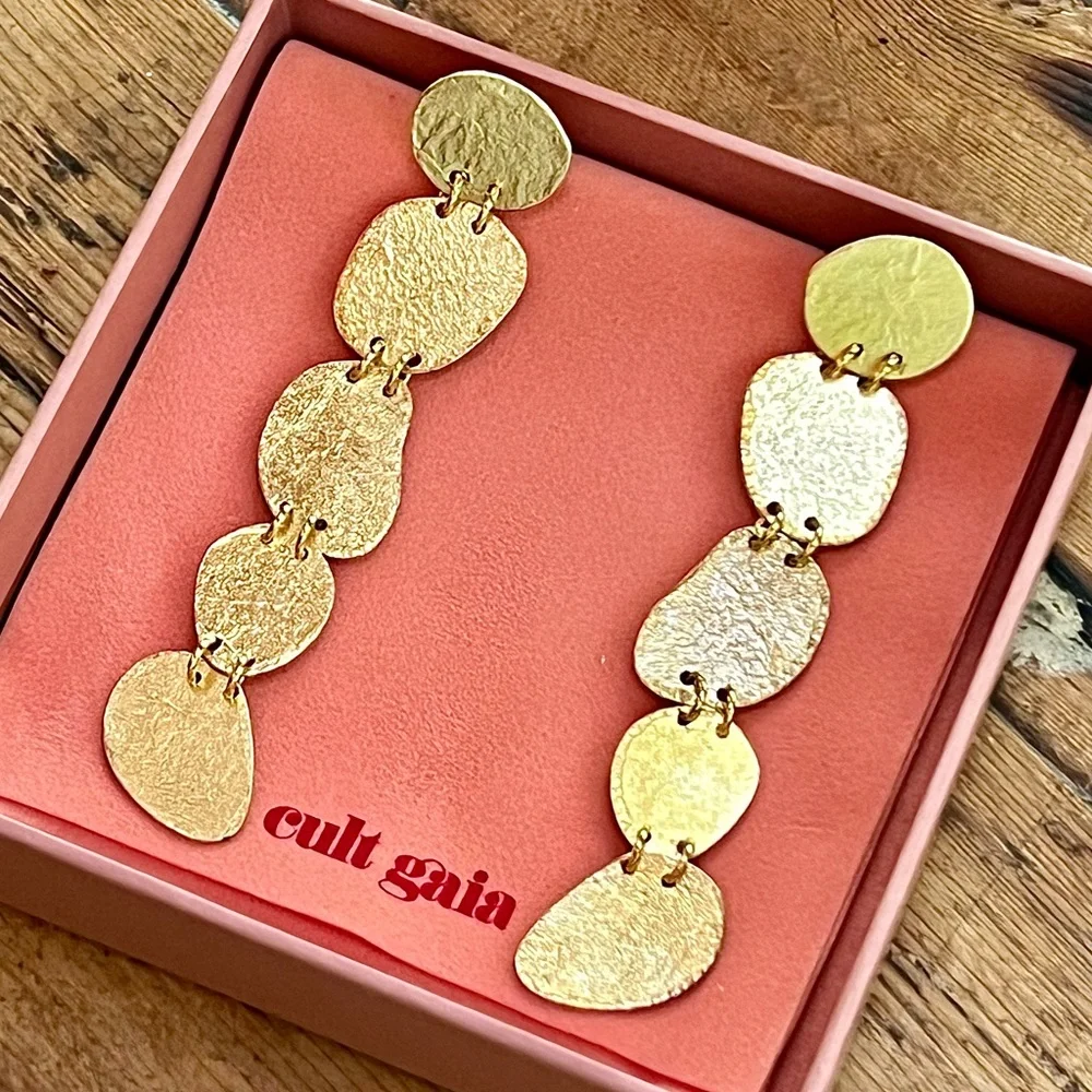 🌺🎉HP🎉🌺 NWT Cult Gaia Nidia Gold Earrings - Picture 3 of 16